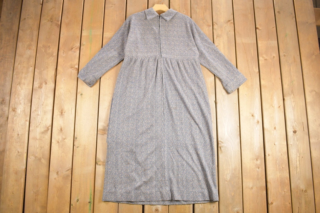 Vintage 1950s Herringbone Long Sleeve Mock Neck Dress / True Vintage / Retro Style / Peasant Dress / Wool