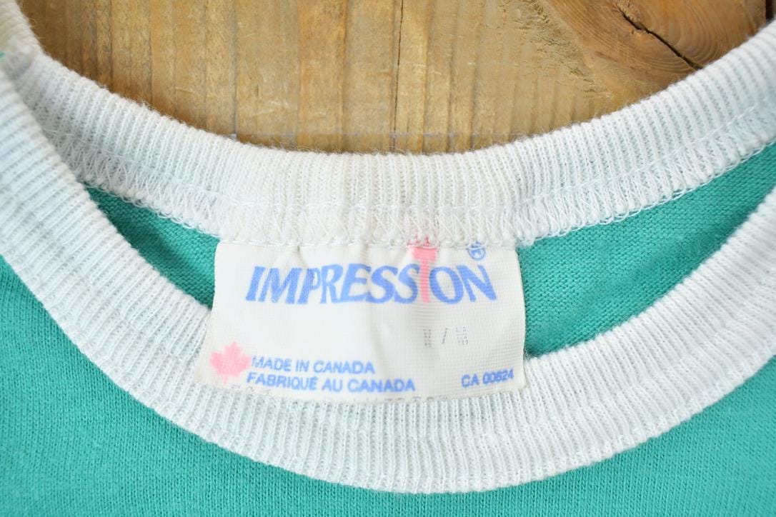 Vintage 1980s Wasaga Beach Flamingos Impression Souvenir T-Shirt