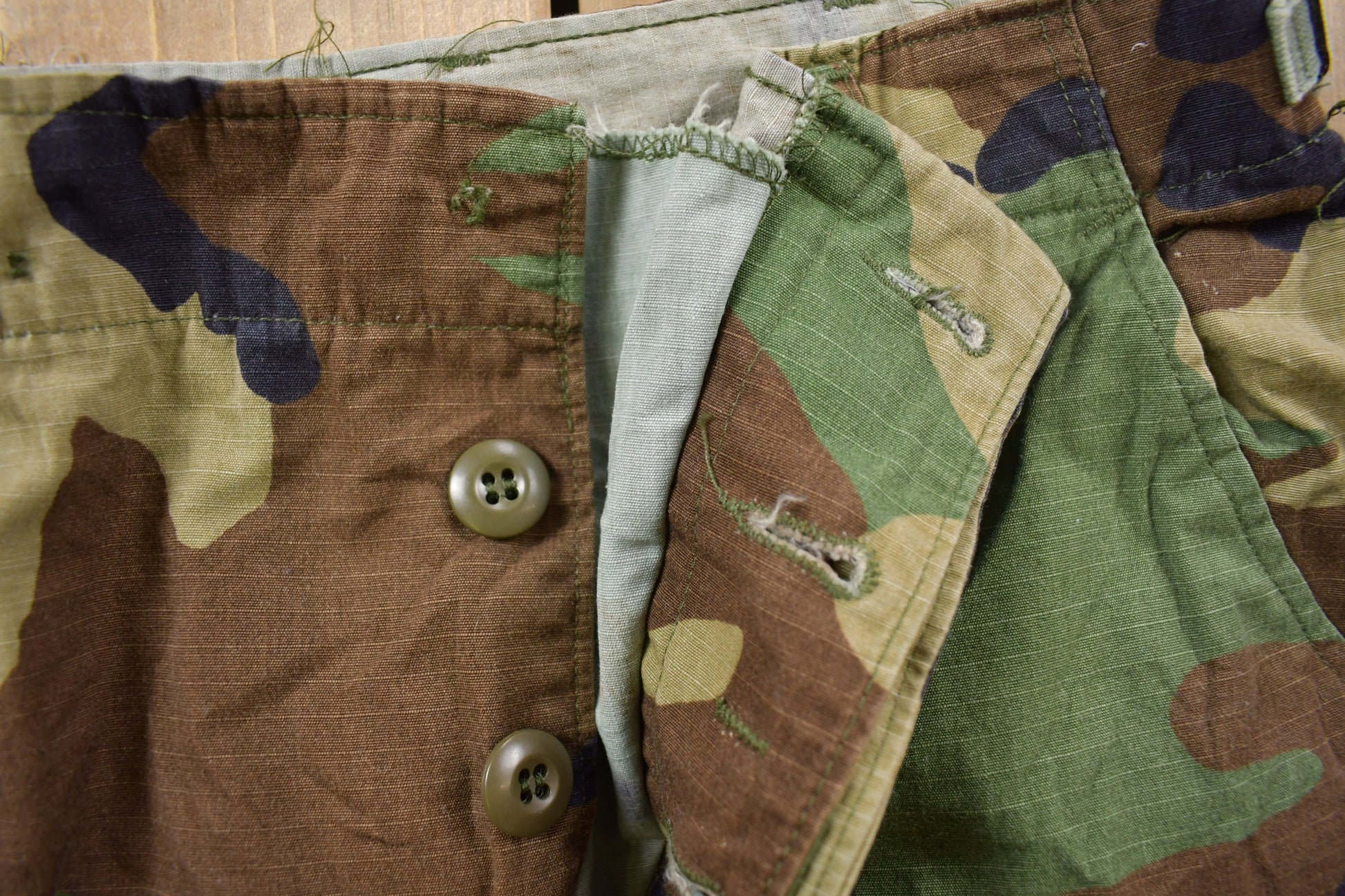 Vintage 2001 Army Military Camouflage Cargo Pants Size 28 x 31