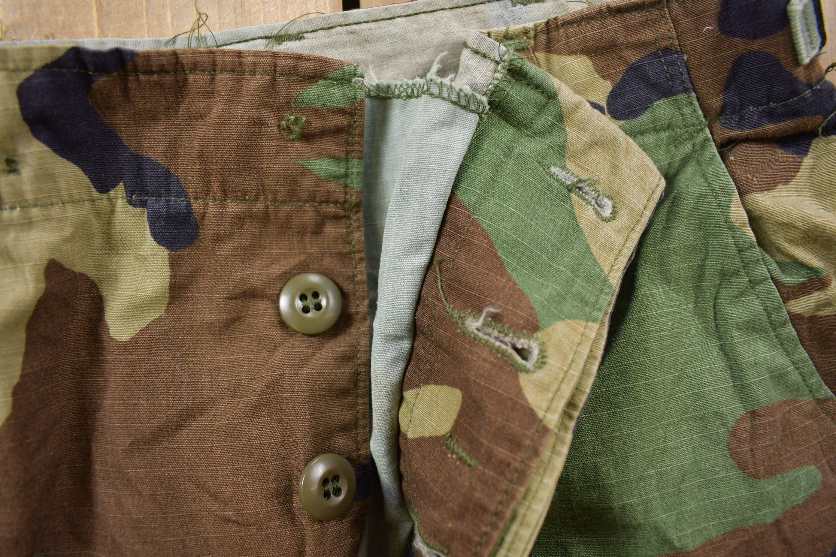 Vintage 2001 Army Military Camouflage Cargo Pants Size 28 x 31