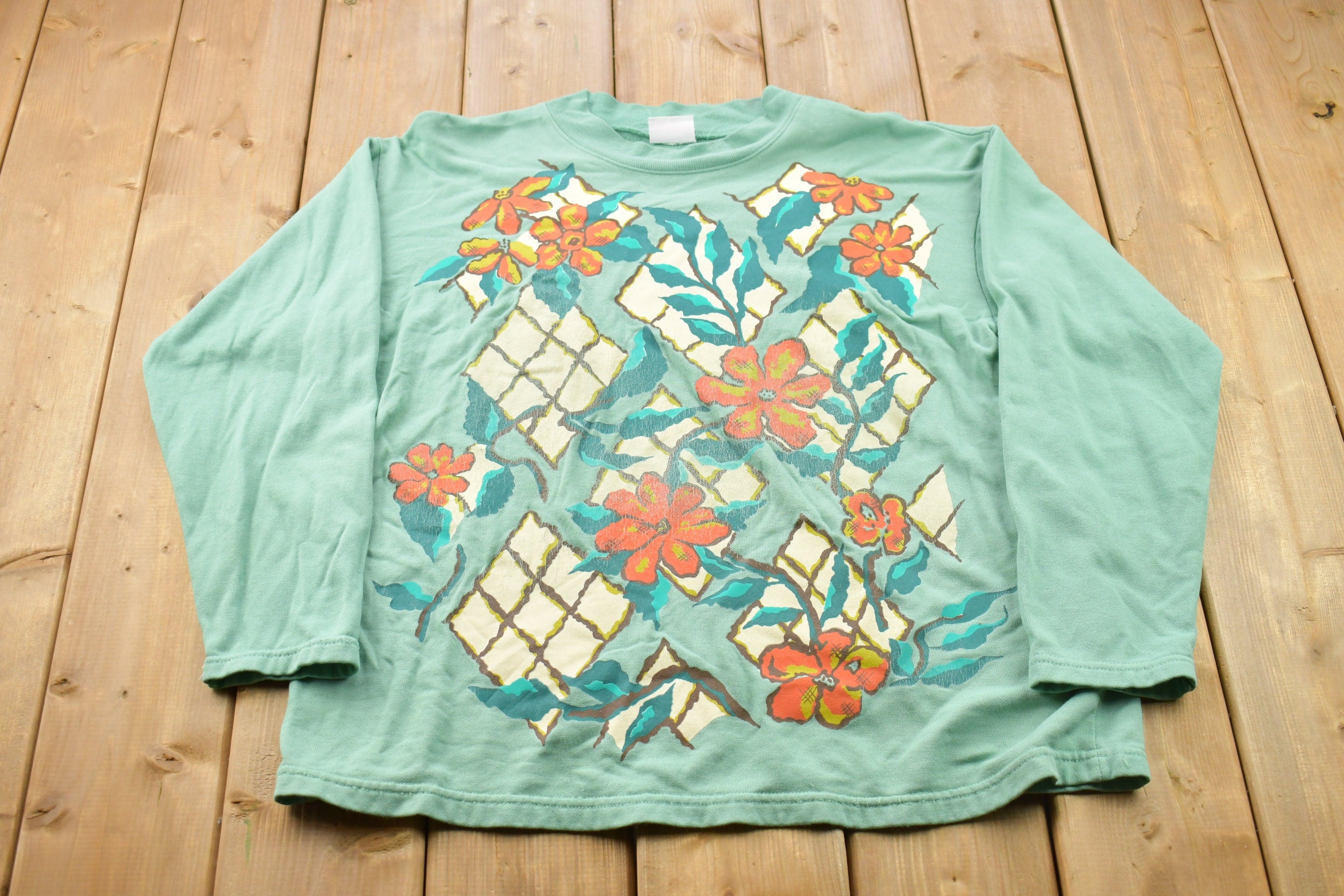 Vintage 1990s Floral Theme Crewneck Sweater