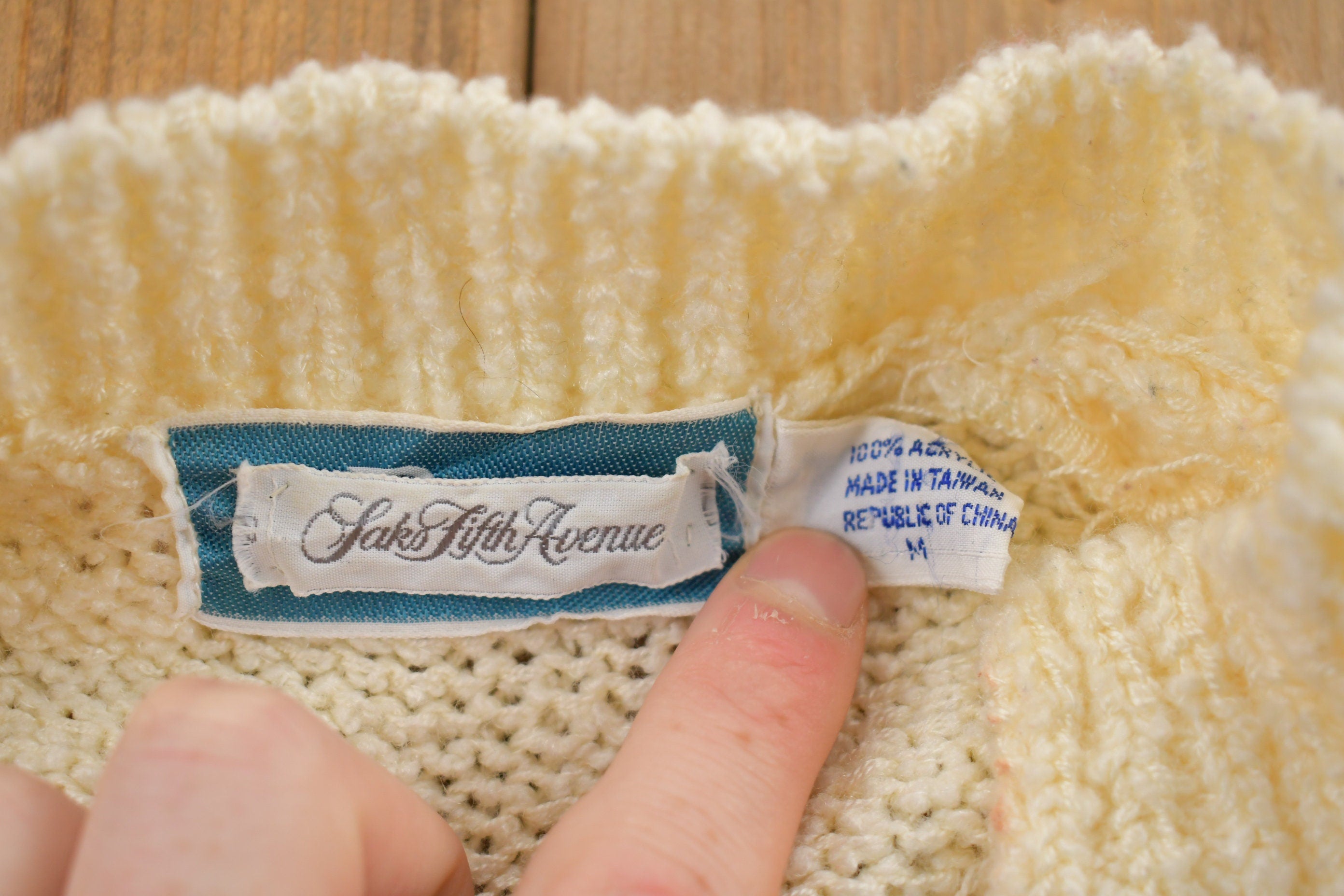 Vintage 1980s Saks Fifth Ave Knitted Sweater