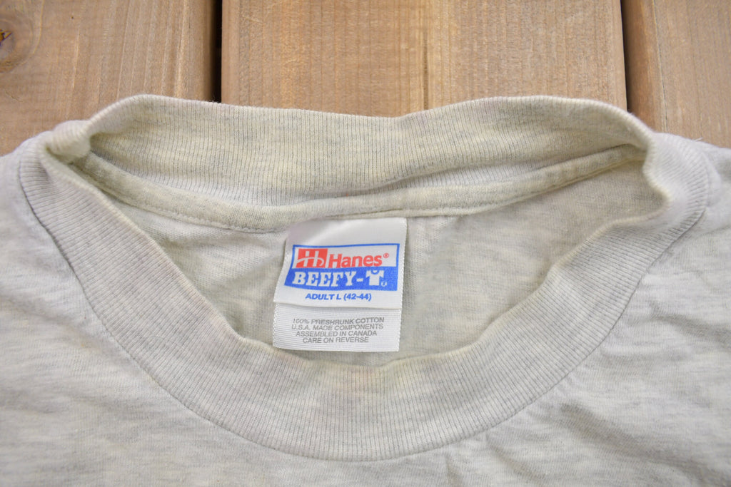 Vintage 1990s Hanes Bloopers Grill & Bar Graphic T Shirt