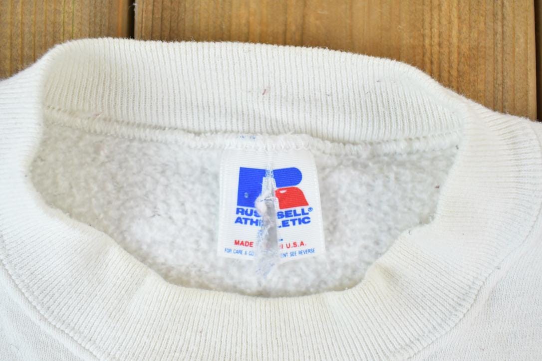 Vintage 1990s Dave's Sport Shop Russell Athletic Crewneck Sweatshirt