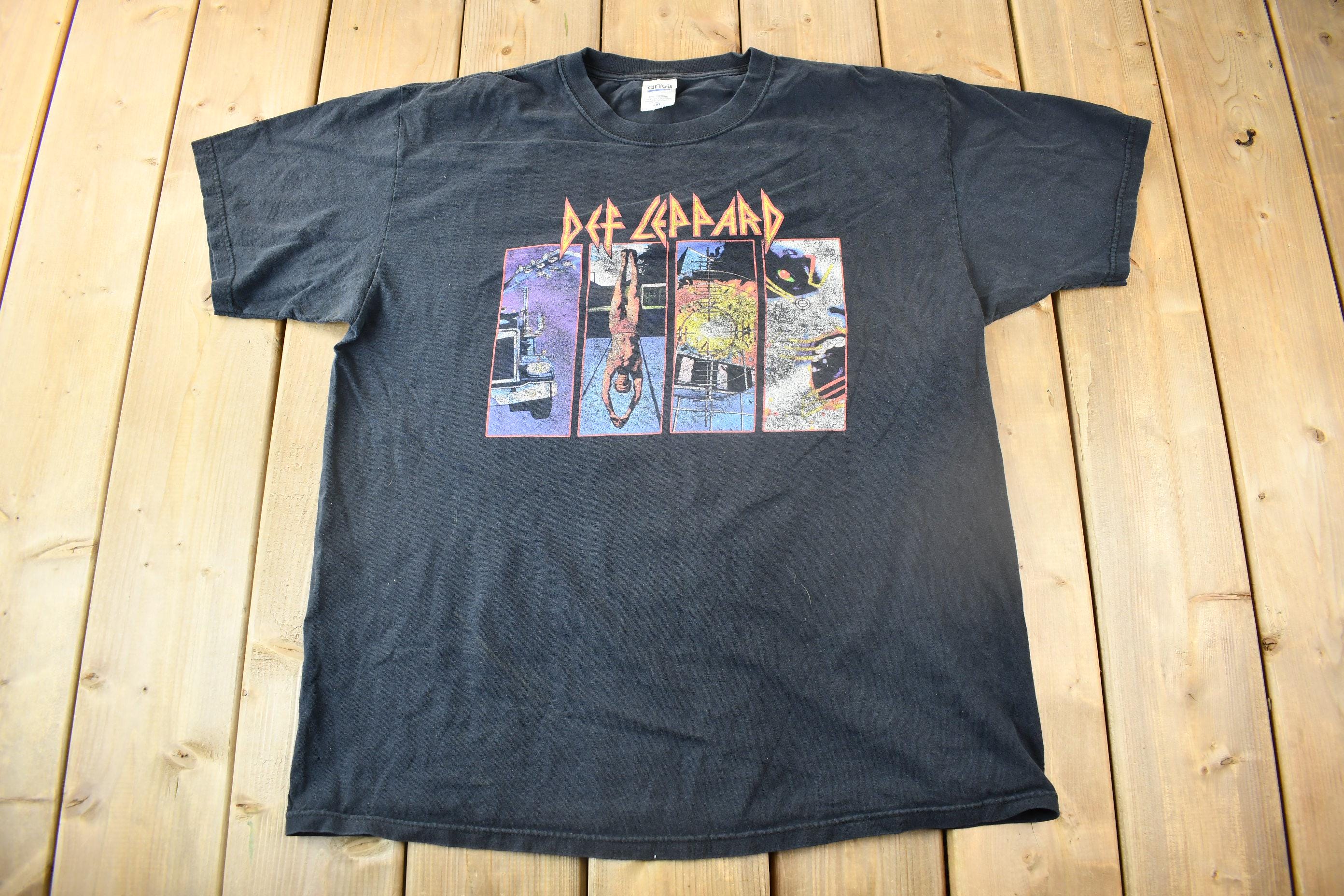 Vintage 2005 Def Leppard Rock Of Ages Tour T-shirt