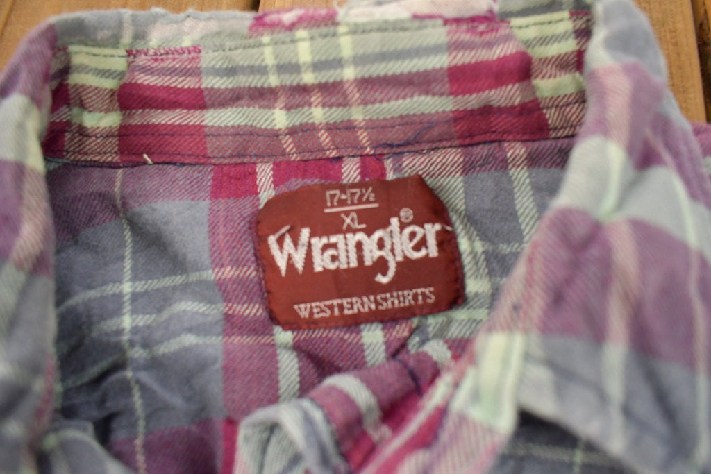 Vintage 1990s Wrangler Plaid Flannel Button Up Shirt