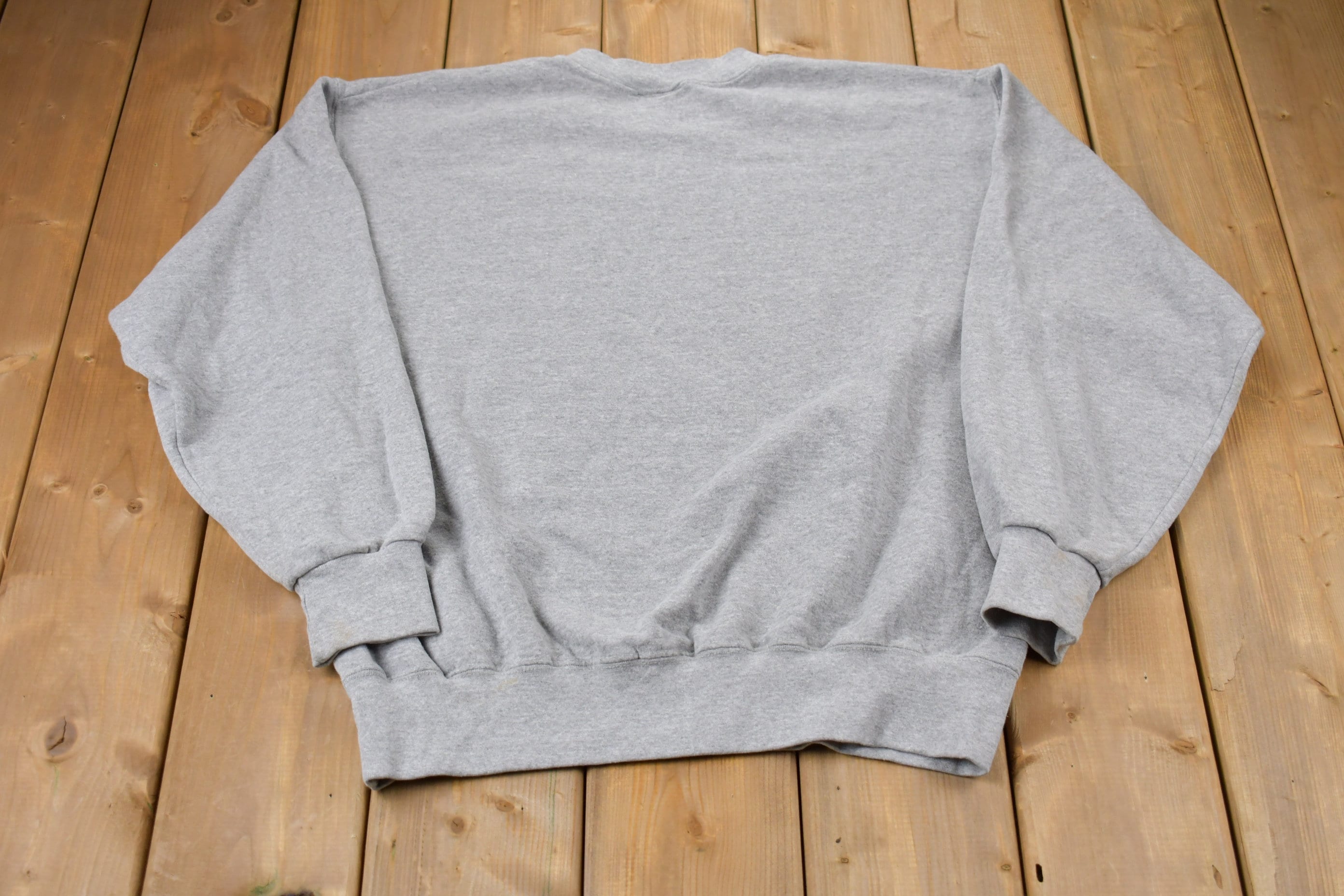 Vintage 1990s The Game St. Edward Graphic Crewneck Sweatshirt