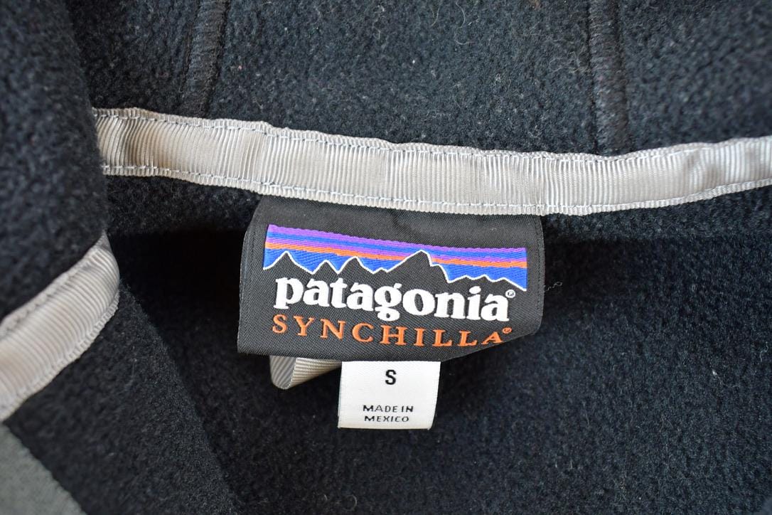 Vintage 1990s Patagonia Synchilla Fleece Hooded Sweater