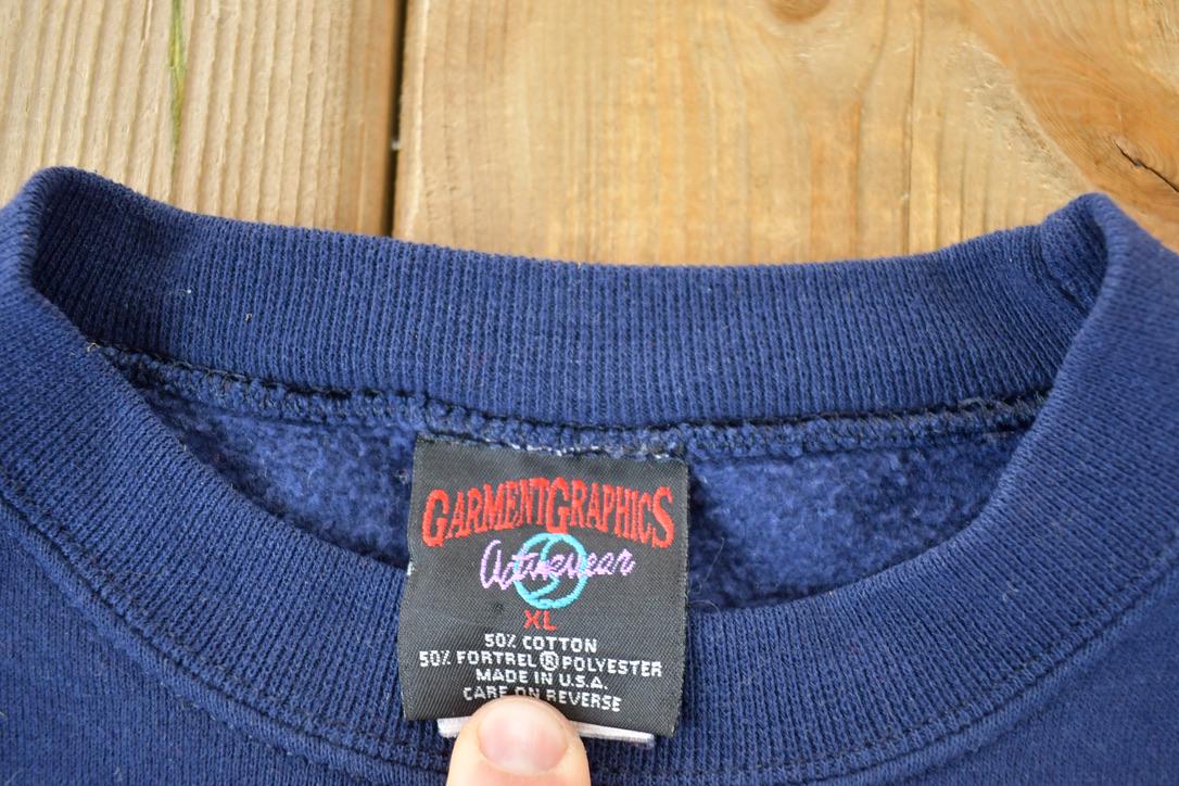 Vintage 1990s Tweety Bird Warner Brothers Souvenir Crewneck Sweatshirt Made In USA  90s Crewneck  Souvenir Sweater  Streetwear  Travel