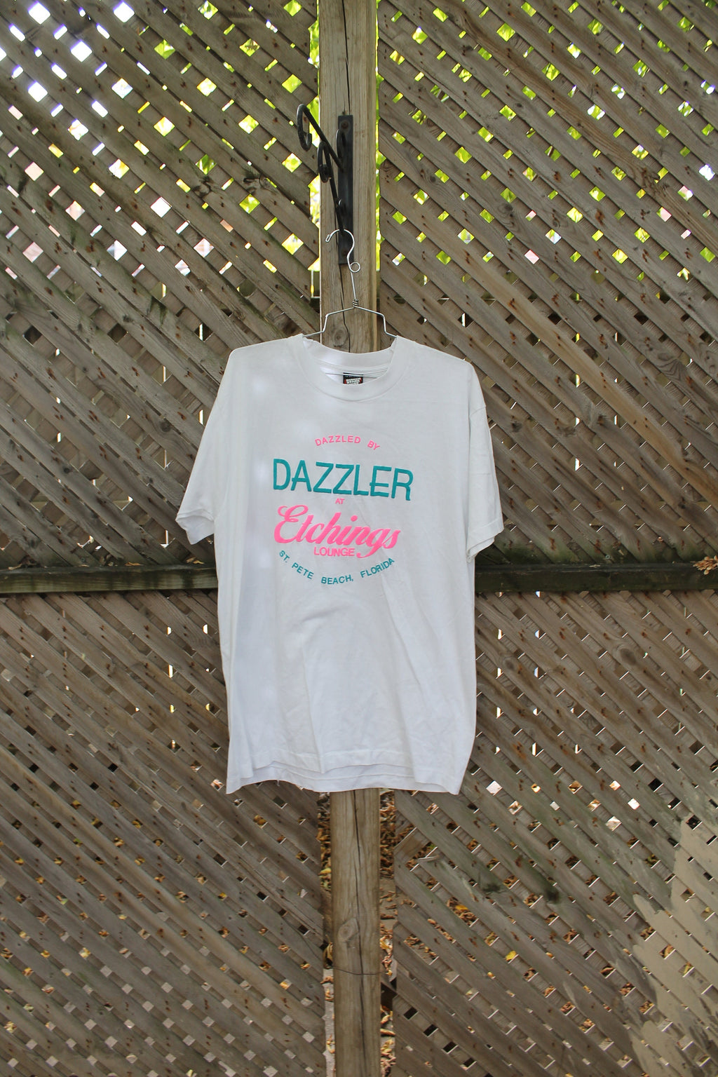 Vintage 1990s Dazzler At Etchings Lounge Souvenir T Shirt