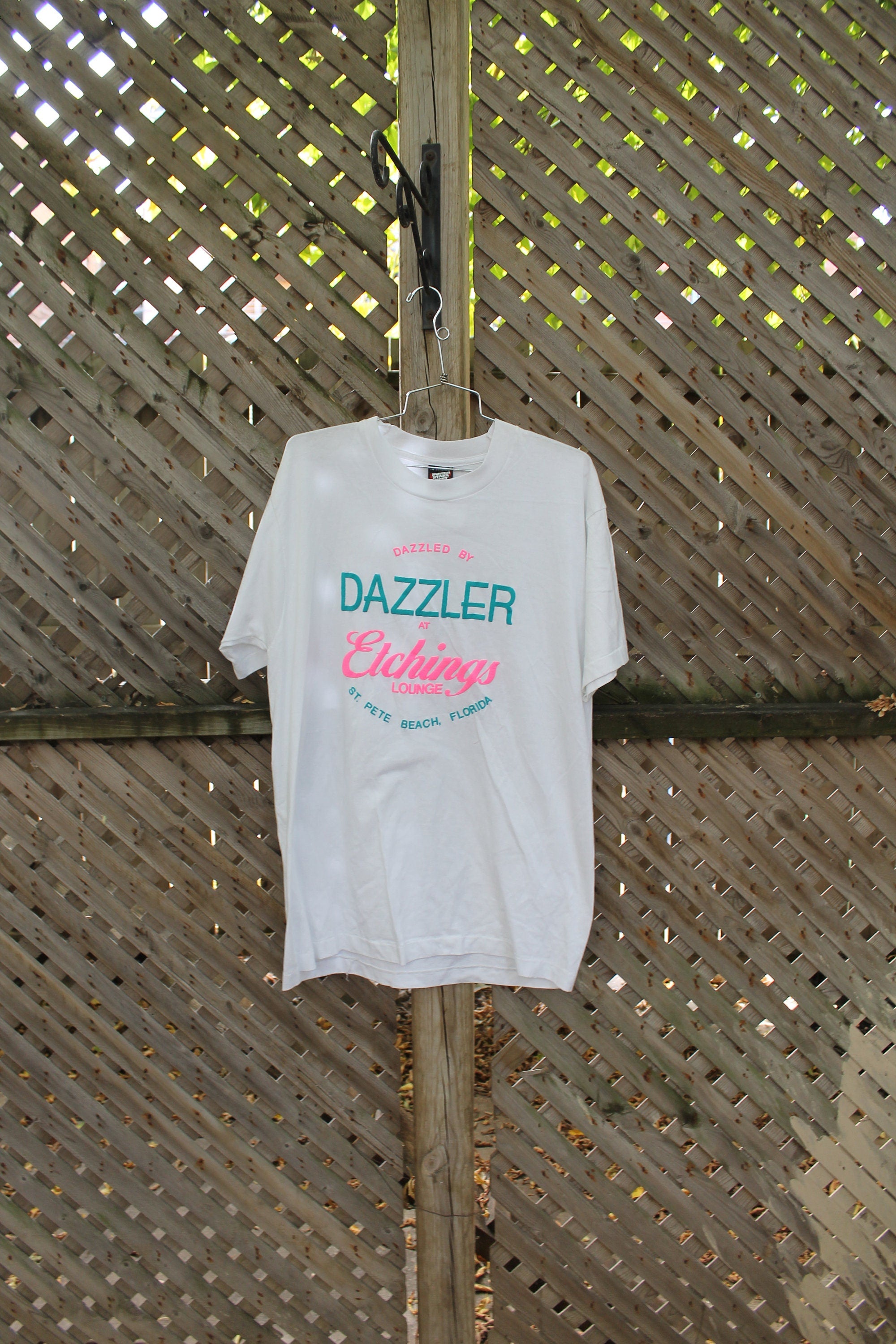 Vintage 1990s Dazzler At Etchings Lounge Souvenir T Shirt
