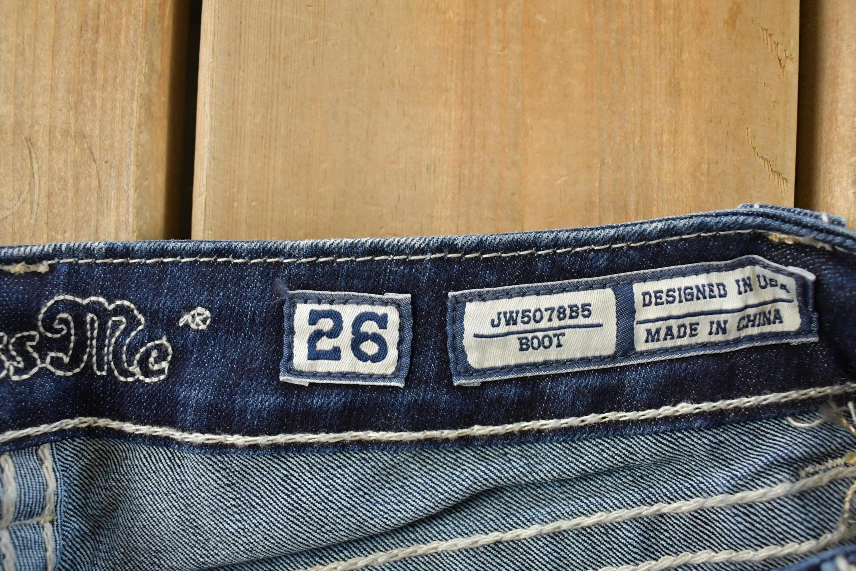 Vintage Y2K Miss Me Bedazzled Low Rise Jeans Women's Size 26x31