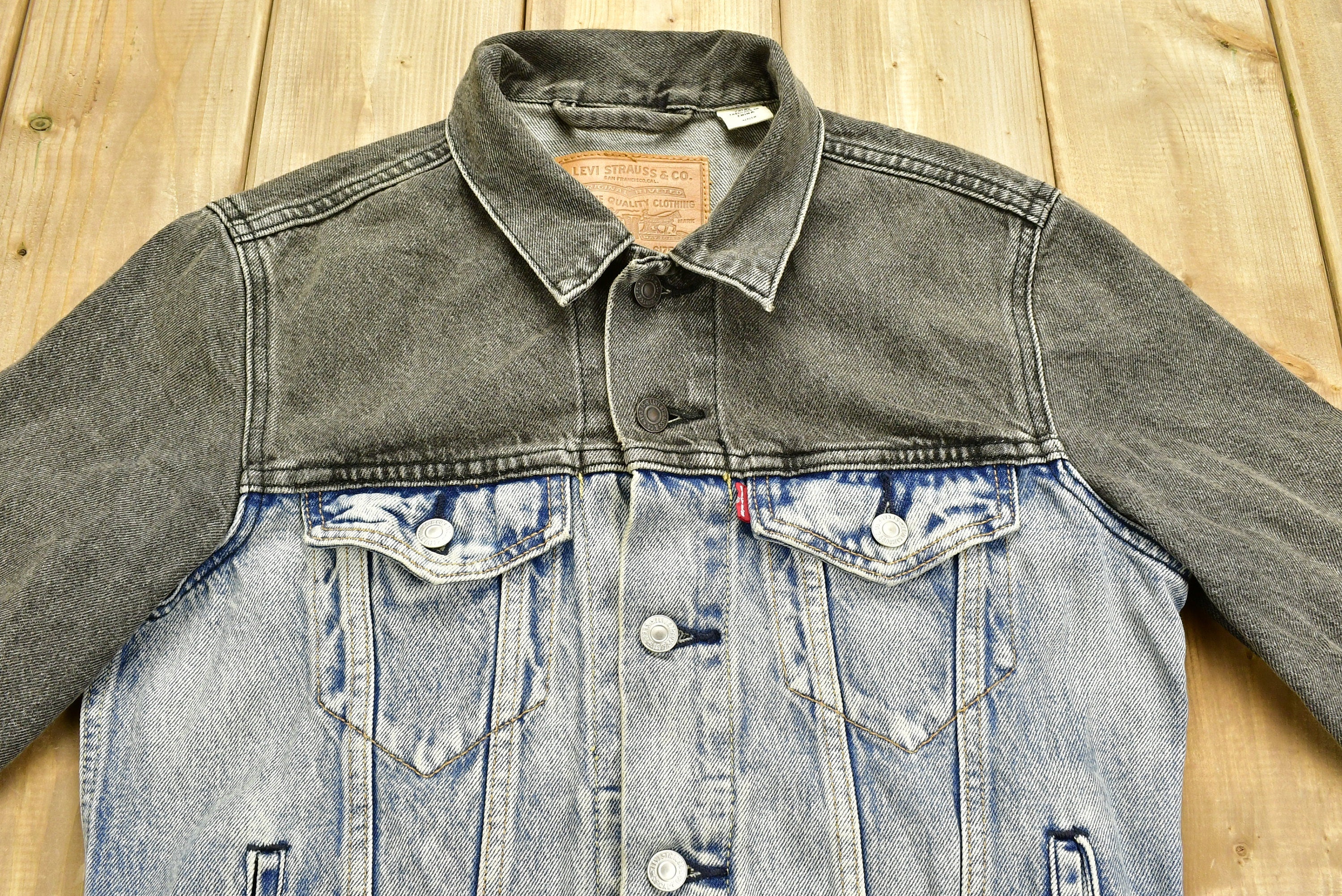 Vintage 1990s Levi's 2 Tone Patch Work Denim Jean Jacket