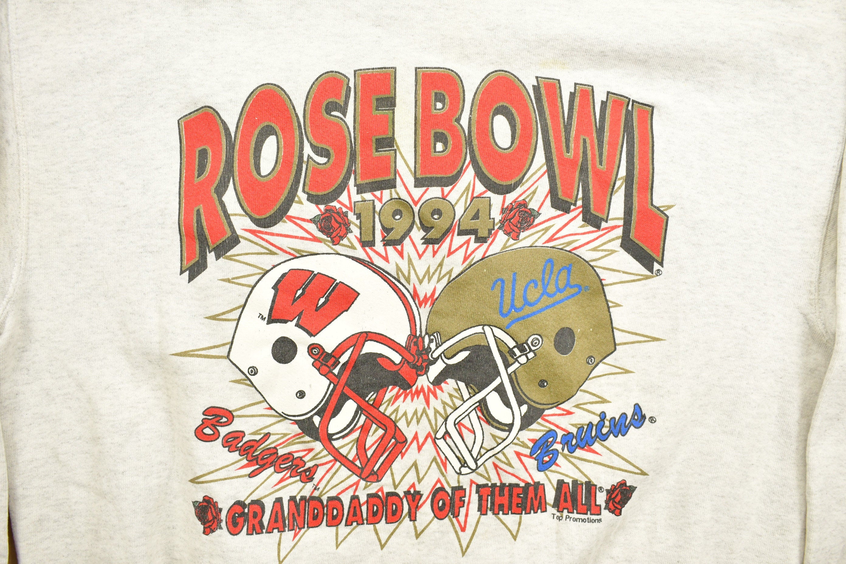 Vintage 1990s Rose Bowl Ucla Bruins Wisconsin Badgers NFL Crewneck Sweatshirt