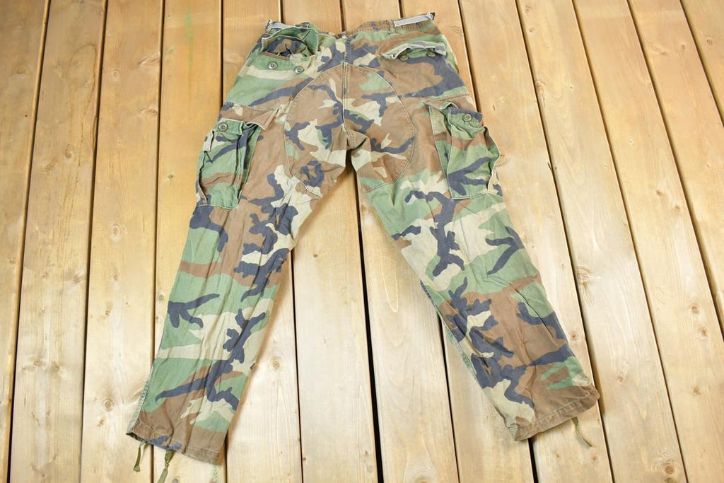 Vintage 1990s Army Camouflage Cargo Pants Size 35 x 26 Made In