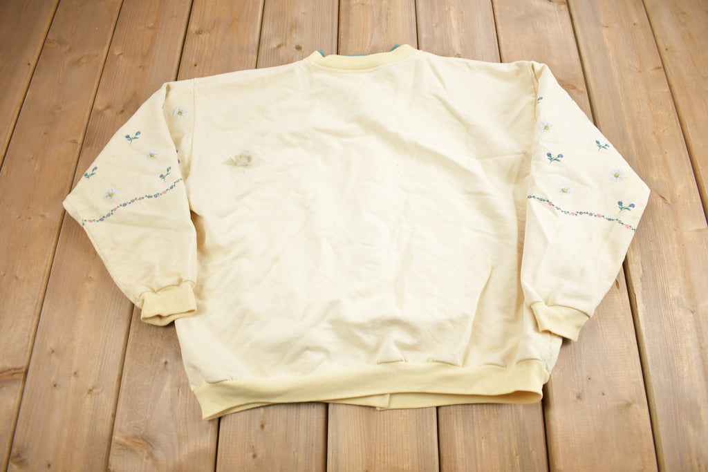 Vintage 1990s Floral Theme Artisans Cardigan Sweater