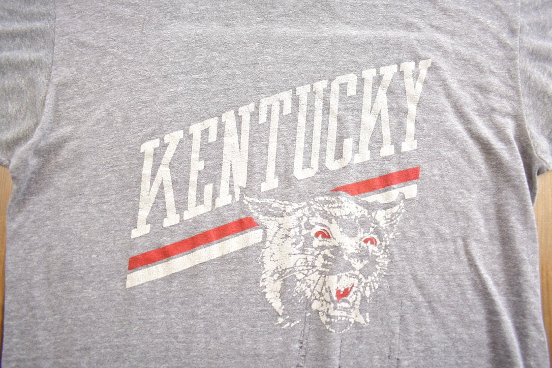 Vintage 1980s Kentucky Wildcats Champion Collegiate Graphic T-Shirt Made In USA
