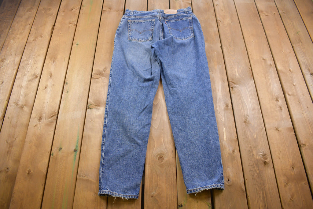 Vintage 1990s Levi's 551 Red Tab Jeans Size 32 x 32