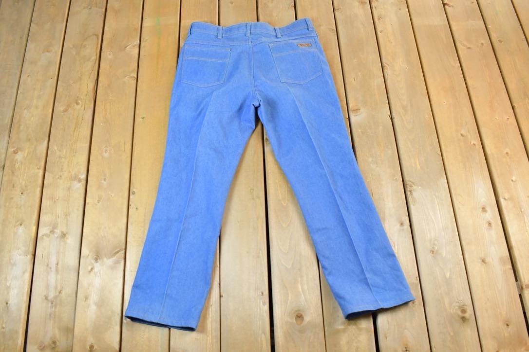 Vintage 1990s Comfort Action Sport Denim Look Pleated Jeans Size 38 x 30