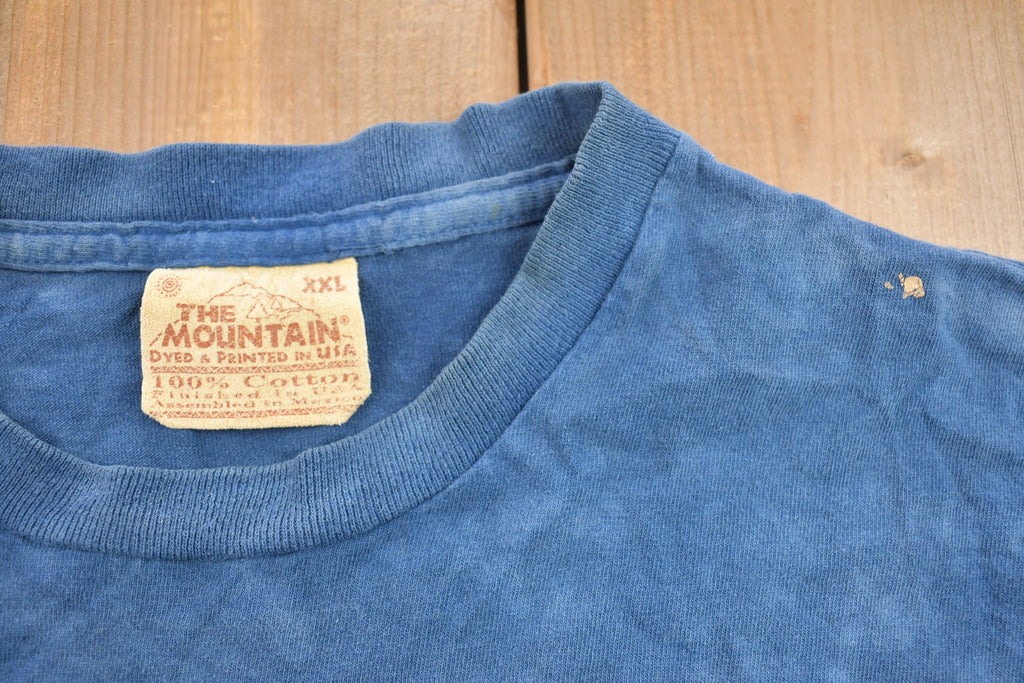 Vintage 2000 The Mountain Swimming Fish Graphic T Shirt