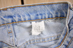 Vintage 1990s Levi's 550 Light Wash Jeans Size 28 x 31
