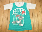 Vintage 1996 Looney Tunes Bugs Bunny Basketball Theme Lounge T-Shirt