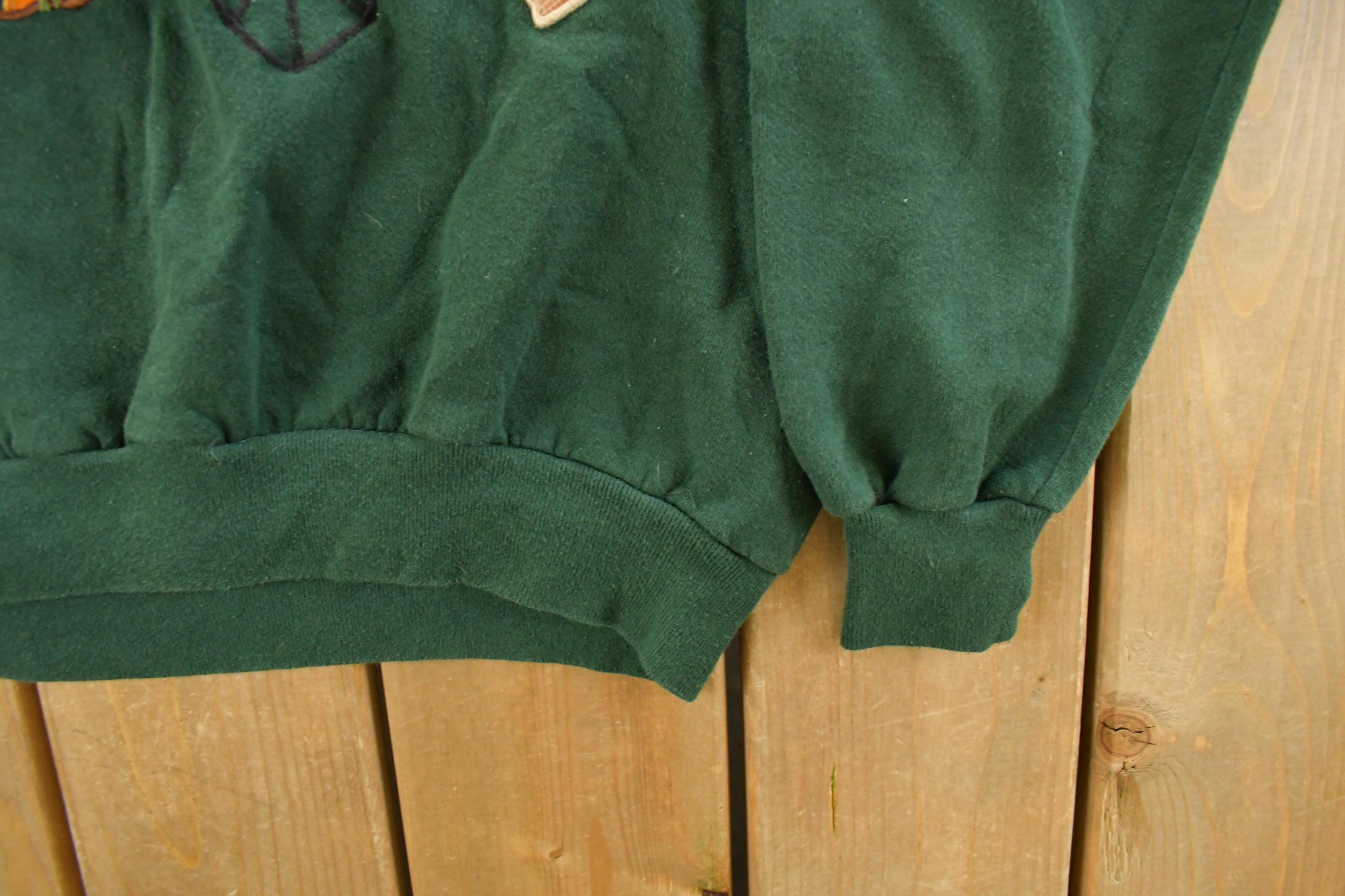Vintage 1990s Bunny Garden Cartoon Crewneck Sweatshirt Men's Large