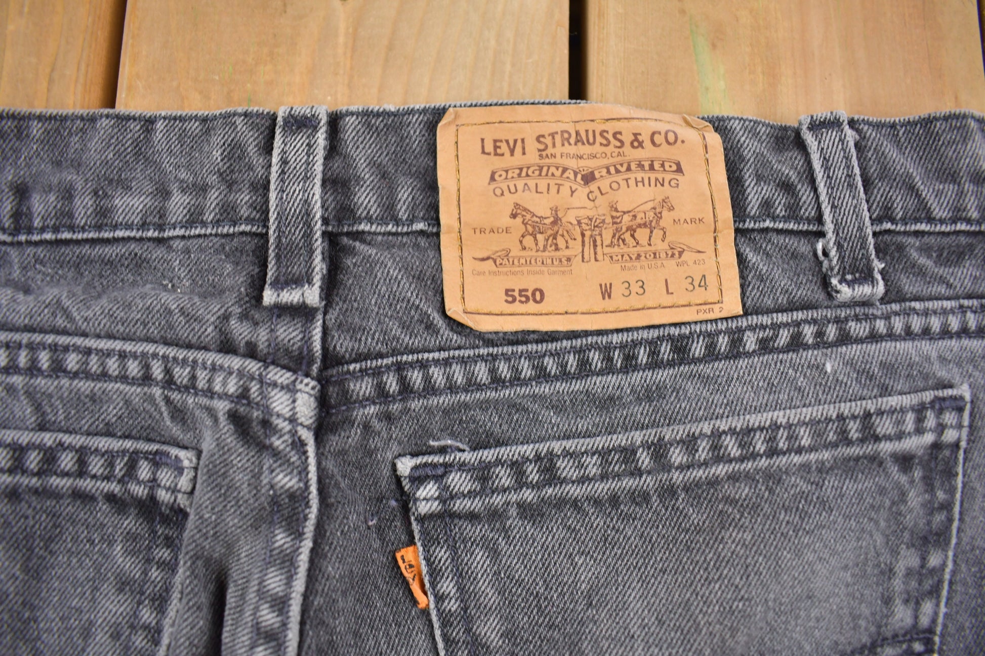 Vintage 1980s Levi's 550 Orange Tab Black Denim Jeans Size 32 x 32