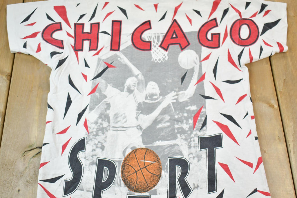 Vintage 1990s Chicago Sport Dennis Rodman Shaq Basketball Graphic T-Shirt
