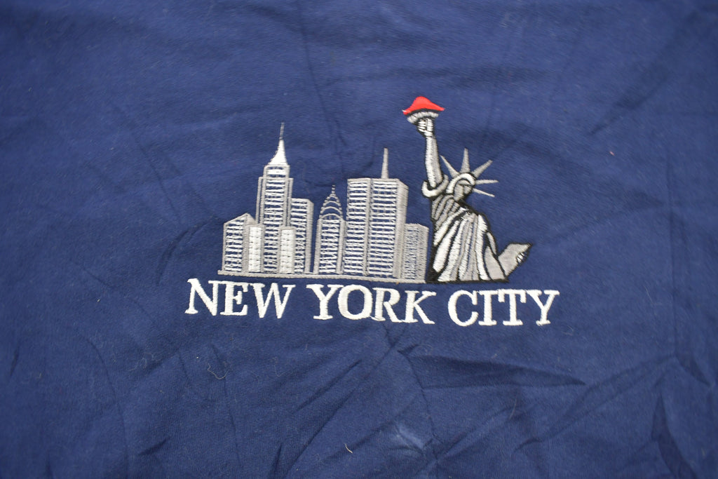 Vintage 1990s New York City Embroidered Crewneck Sweatshirt