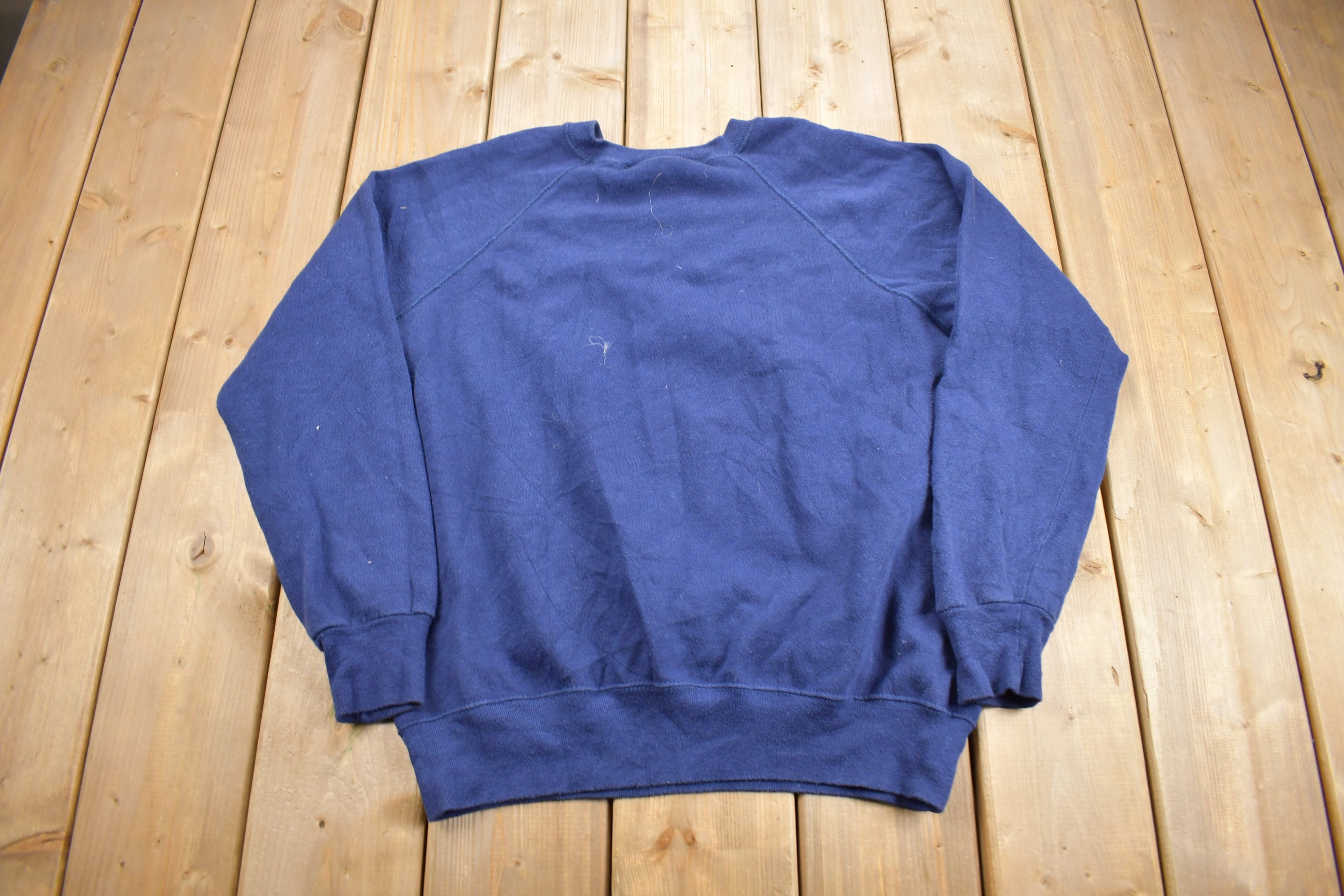 Vintage 1980s Blank Blue Raglan Crewneck Sweatshirt