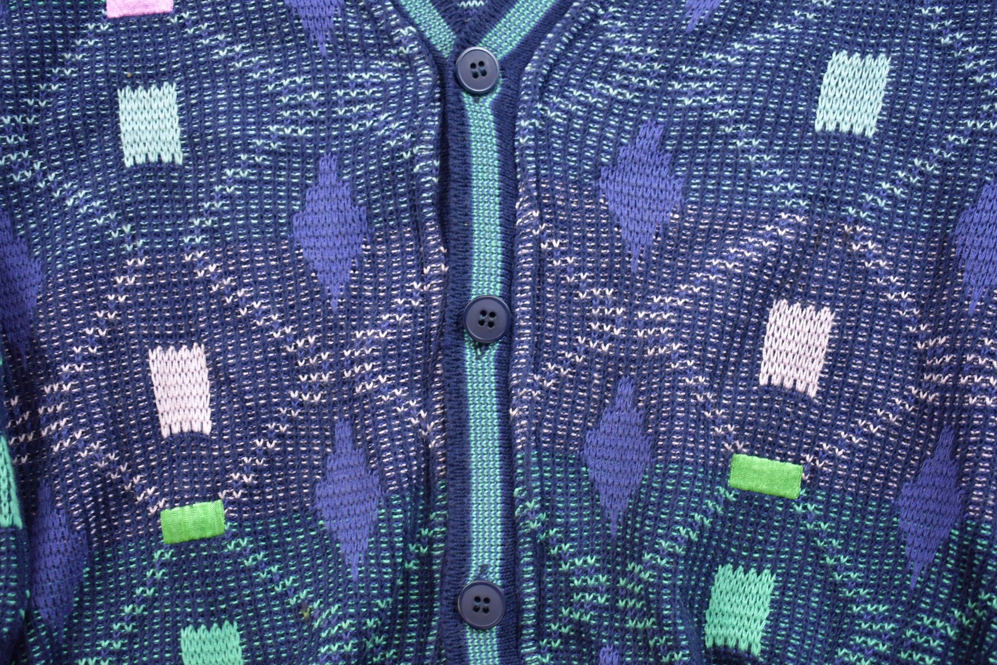 Vintage 1990s Fiii Knitted Cardigan / Vintage 90s Cardigan / Pattern Sweater / Outdoor / Hand Knit / Pullover Sweatshirt / Abstract Print