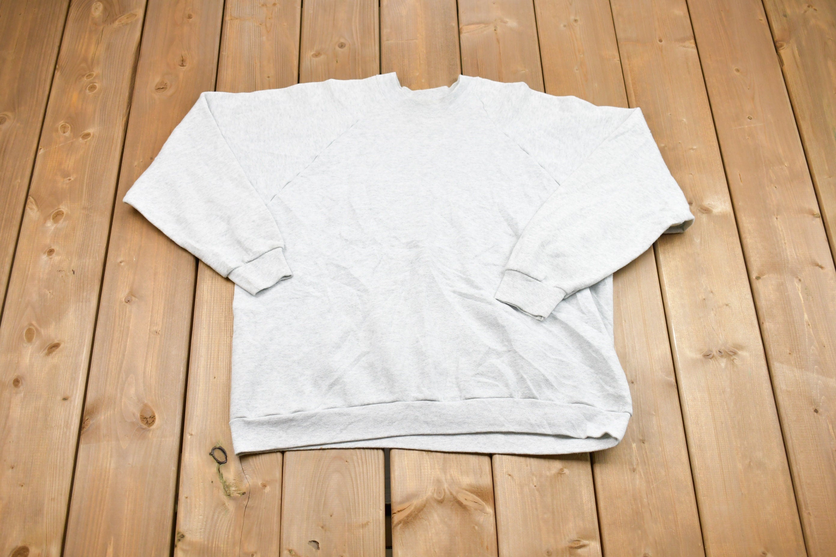 Vintage 1980s Blank Raglan Crewneck Sweatshirt