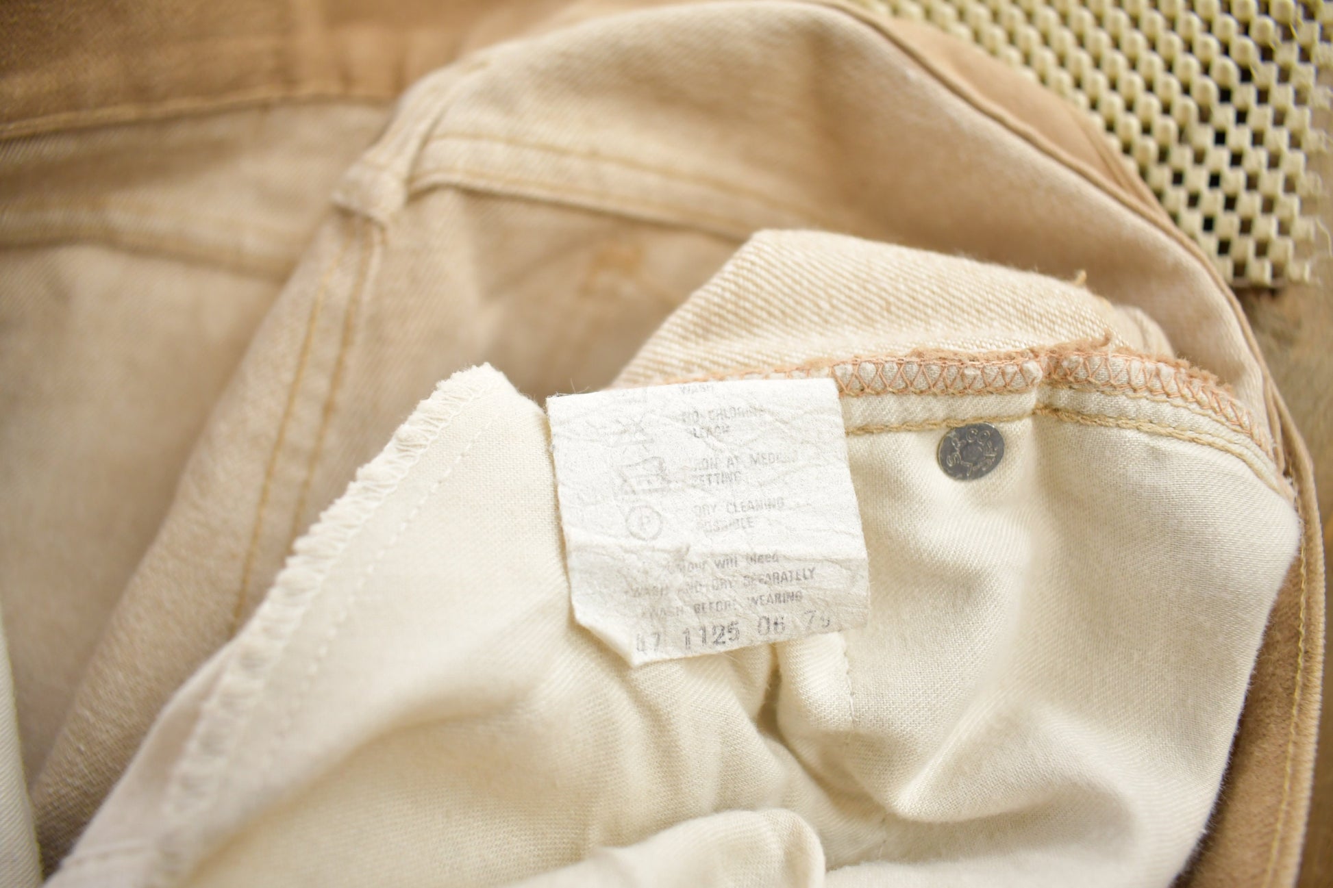 Vintage 1980s Levi's 535 Straight Leg Khaki Pants Size 32x36