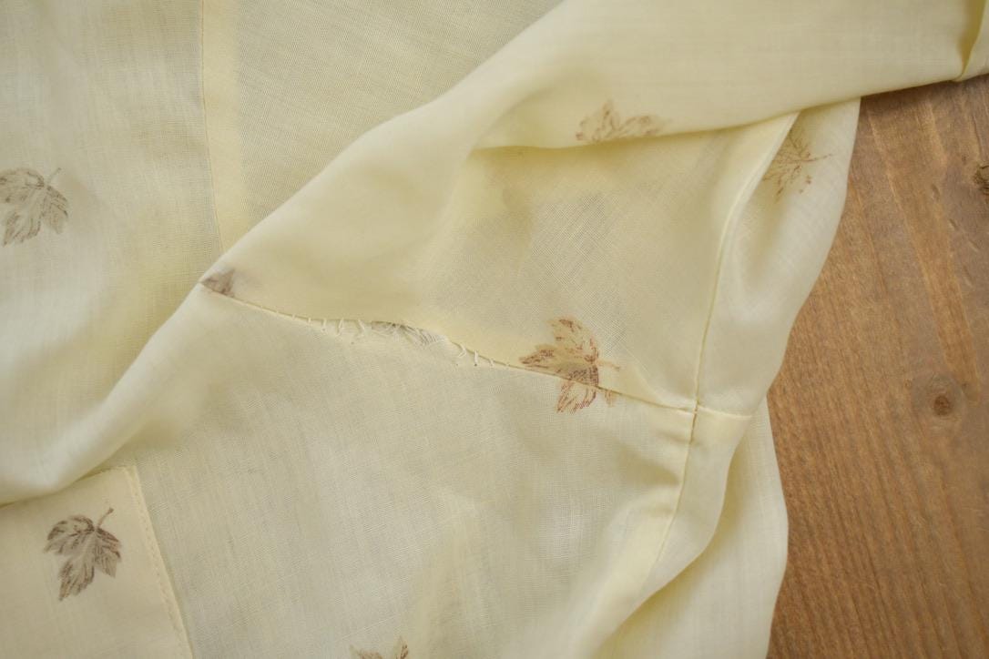 Vintage 1970s Sears Johnny Miller Leaf Patterned Button Up Formal Casual Shirt Made In Canada