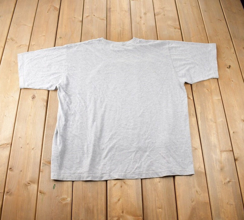 Vintage 1997 Nike Embroidered Mini Swoosh T-Shirt Size XL