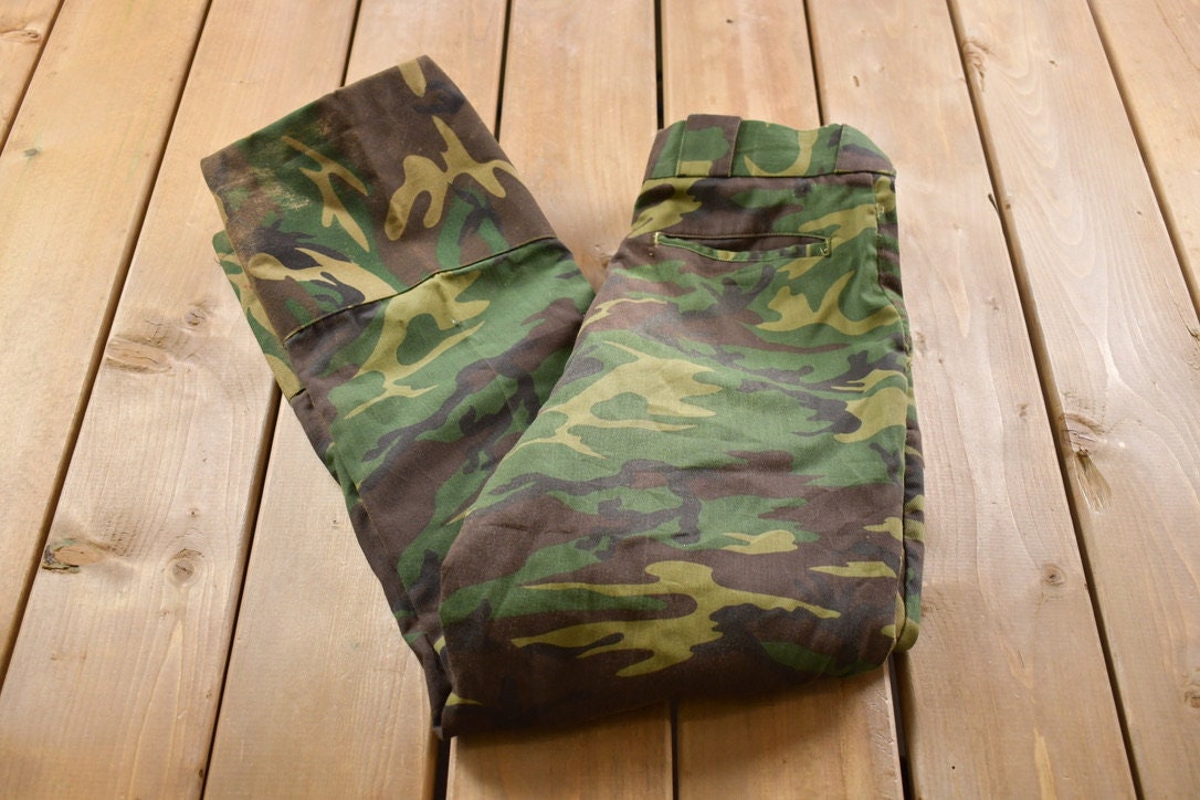 Vintage 1990's Cabela's Woodland Camouflage Hunting Pants Size 34 x 29