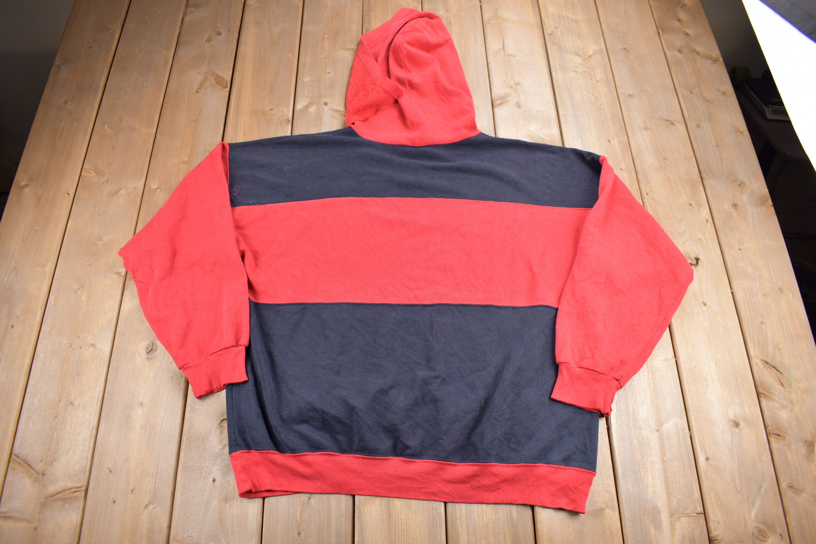 Vintage 1980s Chicago Bulls NBA Hoodie Made In USA Nutmeg