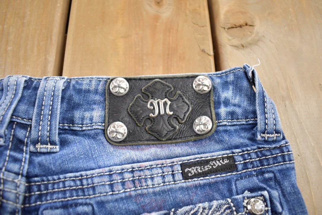 Vintage Y2K Miss Me Jeans Size 27x29