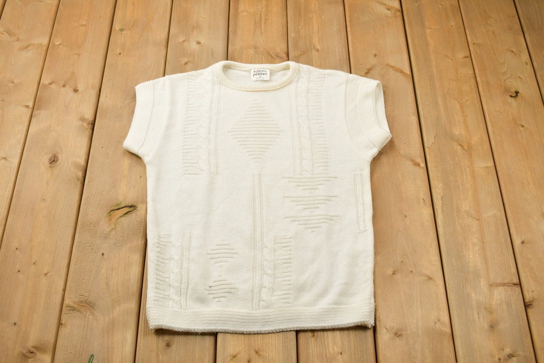 Vintage 1990s Womens White Knit Crewneck Sweater Vest