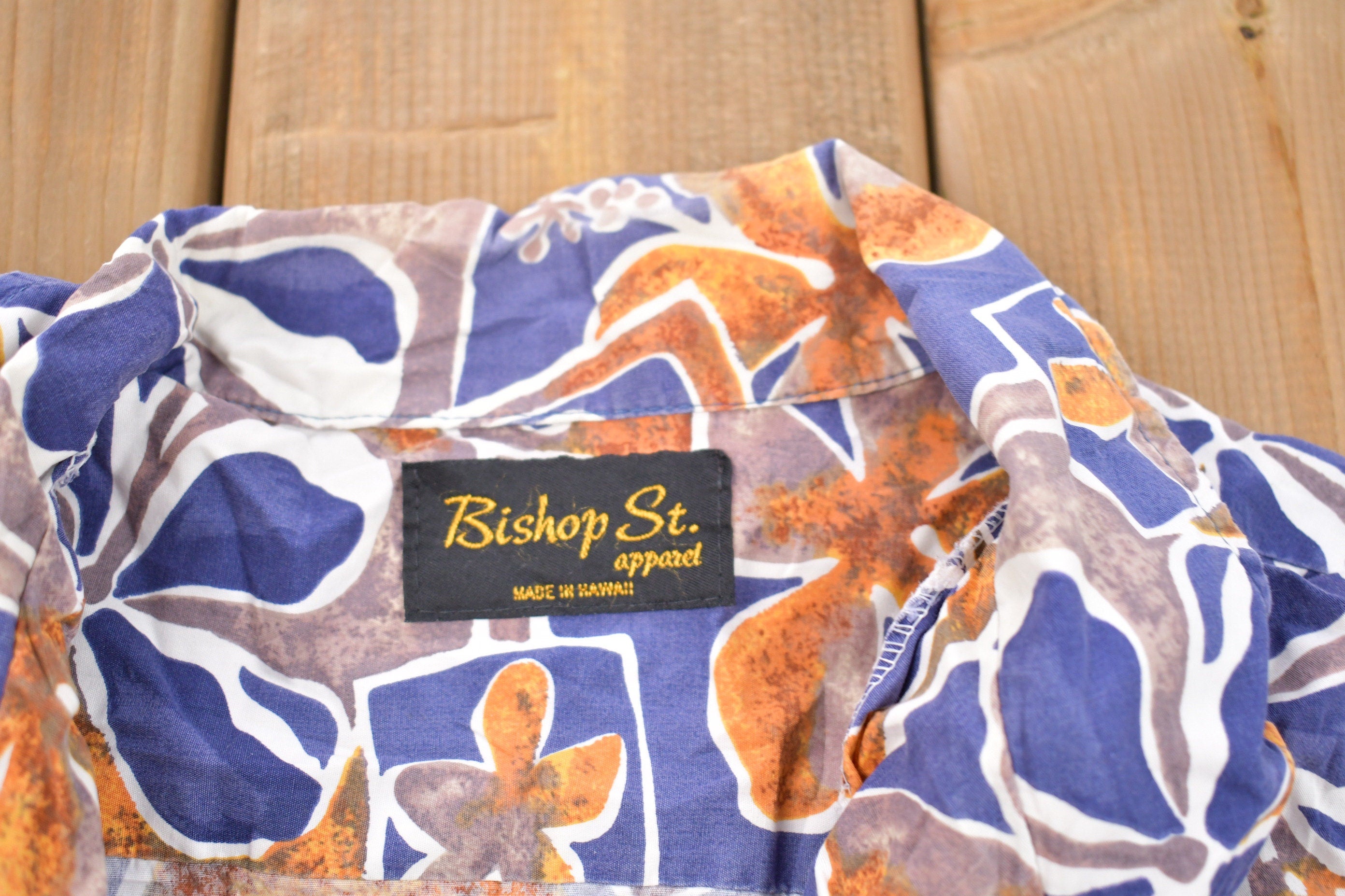 Vintage 1990s Hawaiian Button Up Shirt
