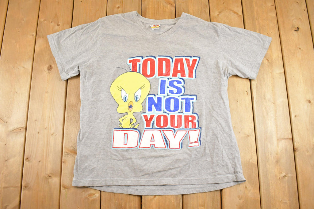 Vintage 1990s Looney Tunes Tweety Bird T Shirt Women's XL / Vintage Warner Brothers Shirt / Warner Bros Cartoon Shirt