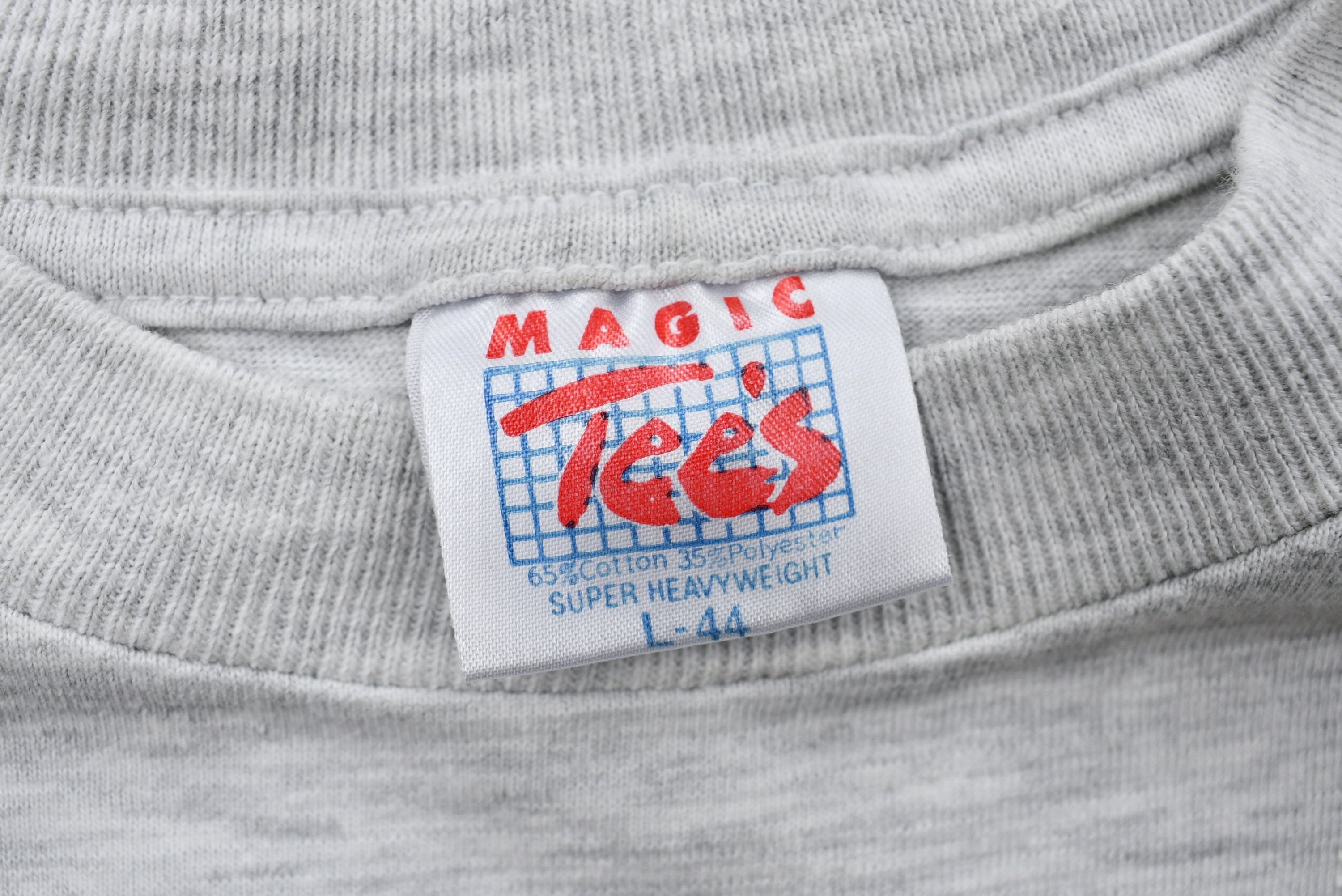 Vintage 1990s Distressed Jamaica Souvenir T-Shirt  Single Stitch  90s Streetwear  Made In USA  Vacation Tee  Travel & Tourism