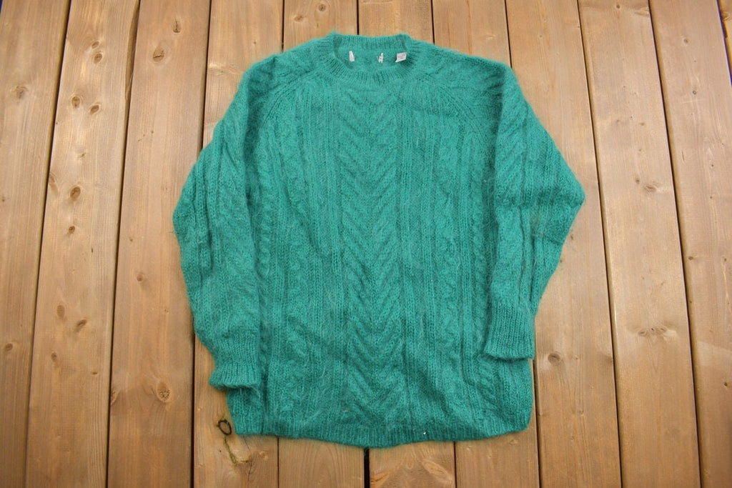 Vintage 1980s Mohair Cable Knit Crewneck Sweater /