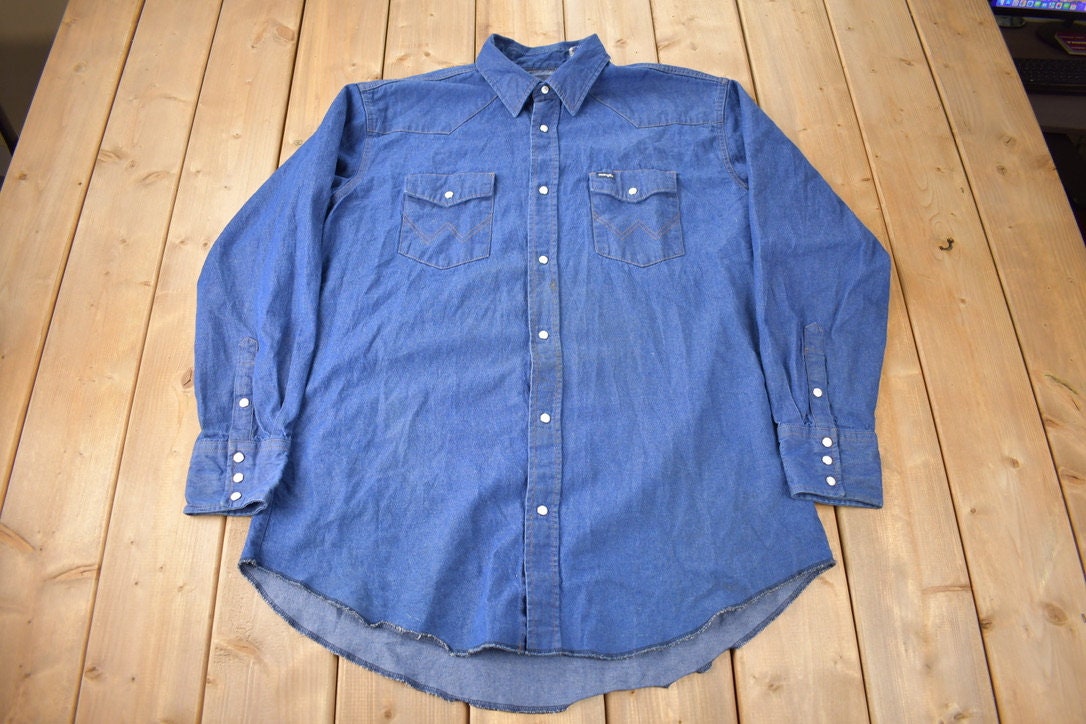 Vintage 1990s Wrangler Denim South Western Style Pearl Snap Button Up Rodeo Shirt Size XXLT