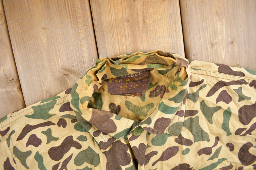 Vintage 1970s Caliber Duck Camo Button Up Shirt