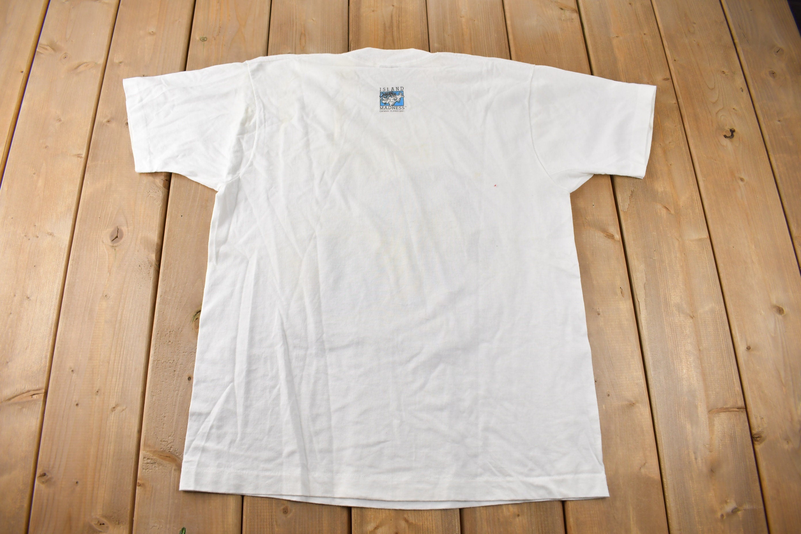 Vintage 1990s Cayman Islands Tropical Fish Graphic Souvenir T Shirt Size L