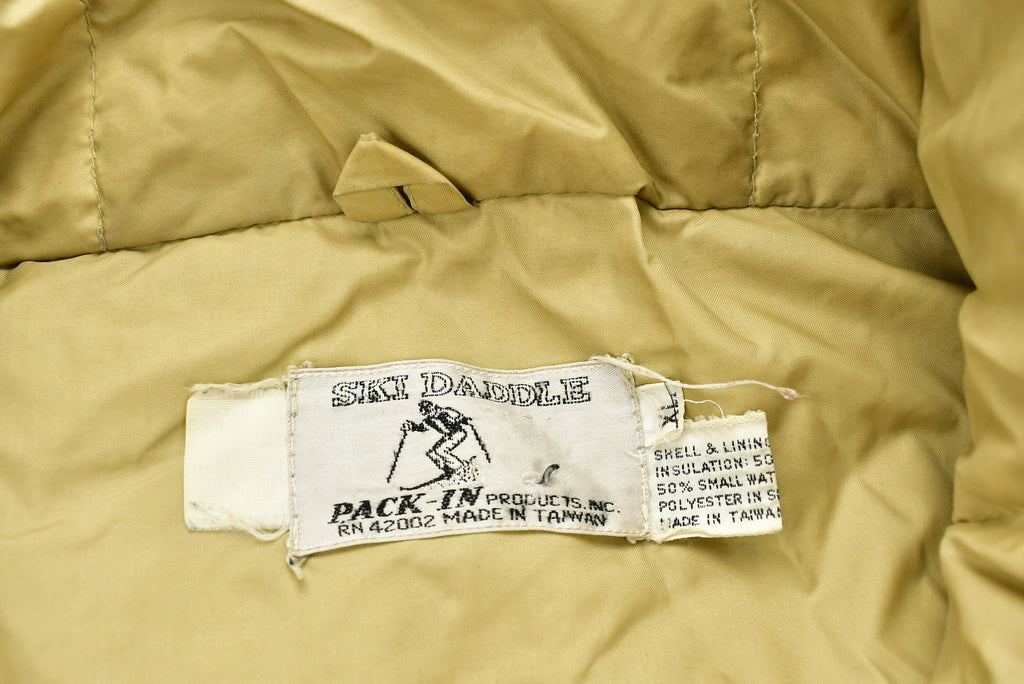 Vintage 1980s Ski Daddle Pack In Puffer Vest
