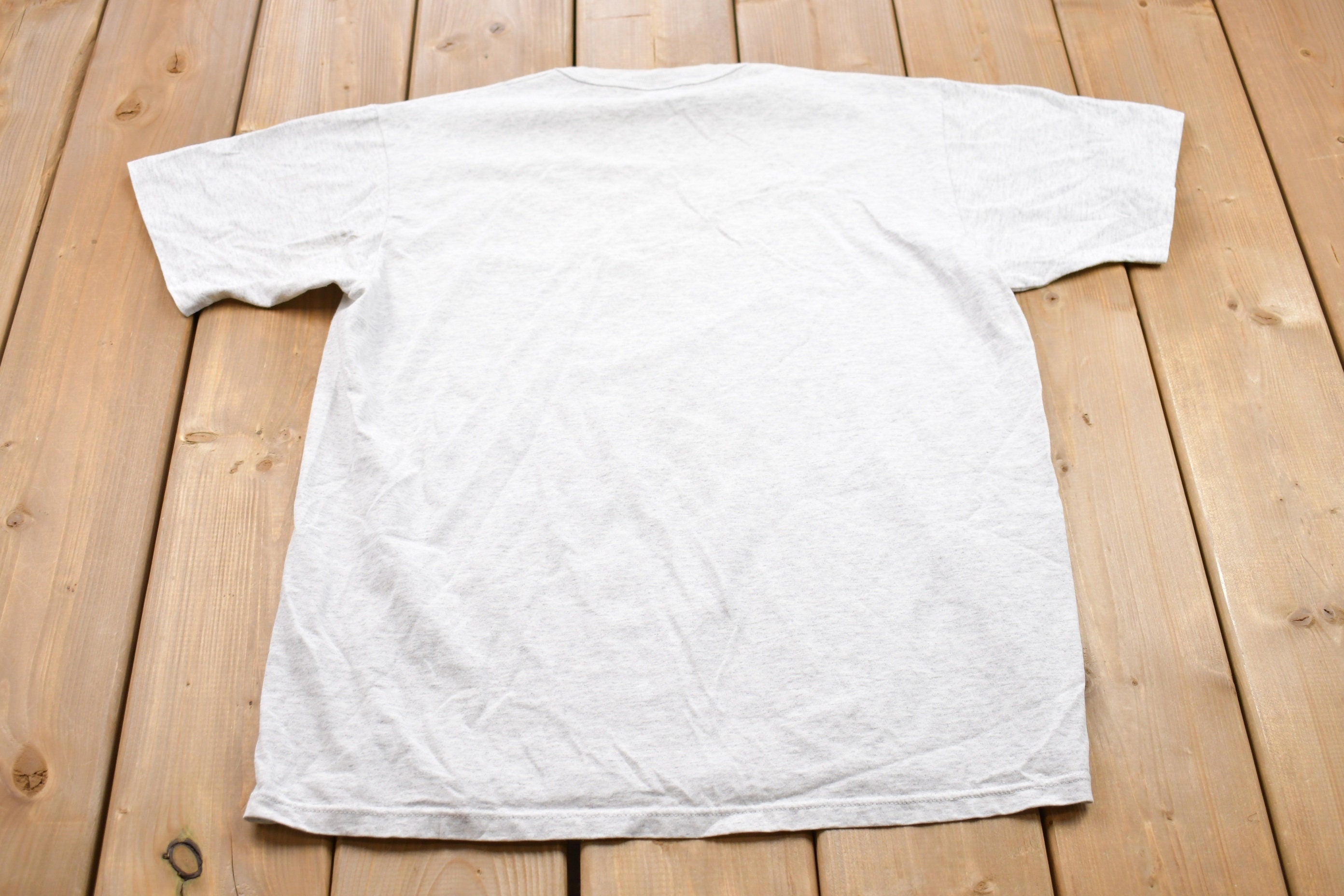 Vintage 1995 Russell Athletic YSU Woman's Basketball Club Graphic T-Shirt