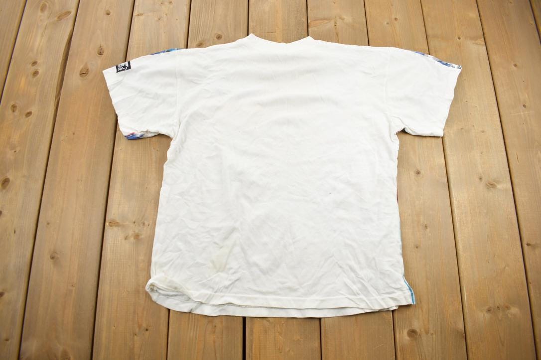 Vintage 1994 Montreal Canadiens NHL All Over Print Graphic T-Shirt